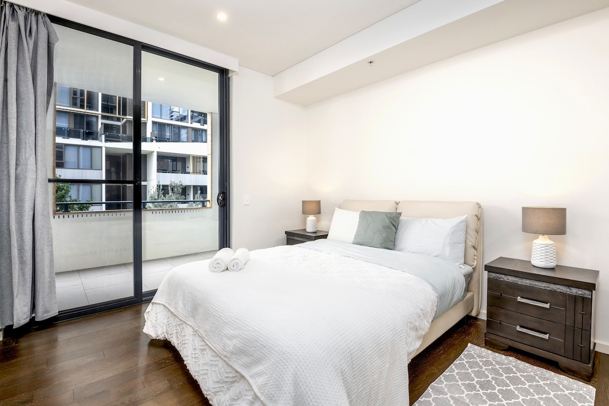 Private Room & Private Bathroom