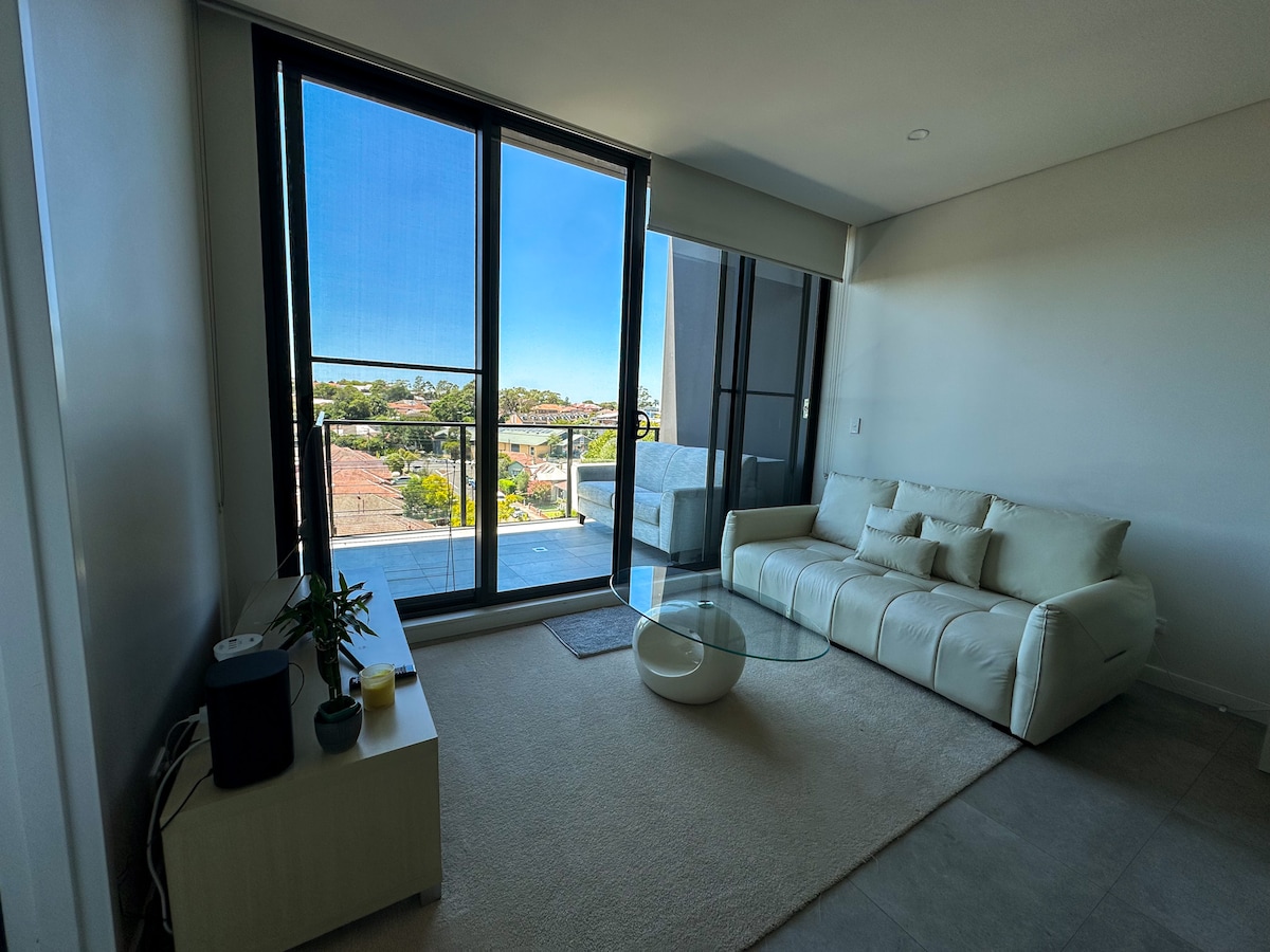 Private Room & Private Bathroom