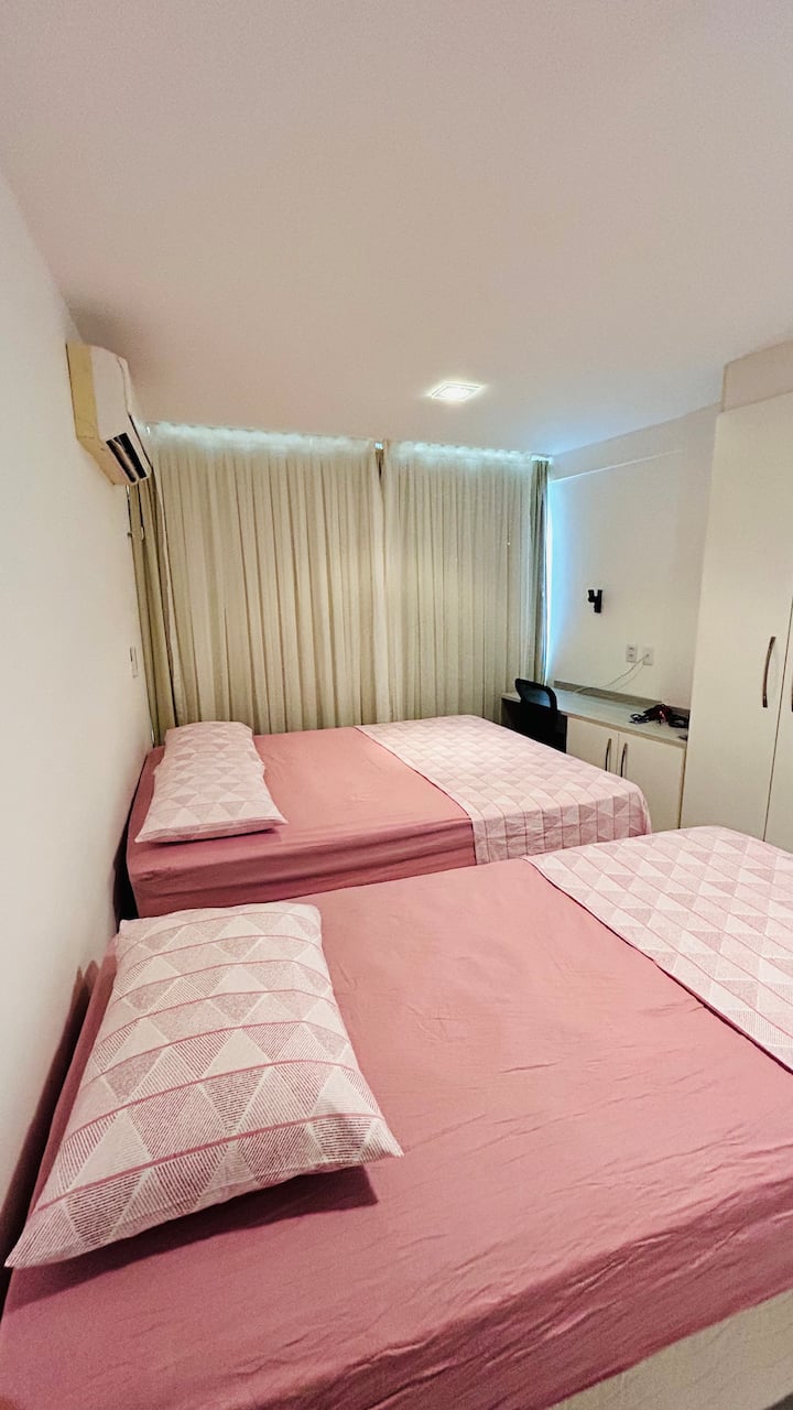 תמונה של כל החדר, חדר שינה, נוף (מהנכס / חדר שינה)