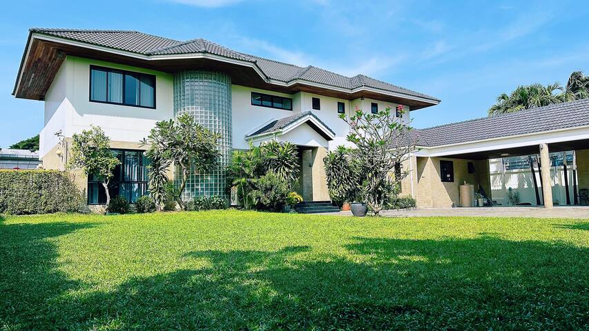 曼谷贰号庄园别墅1200平米，5卧5卫独立泳池别墅 订满三天以上送接机 gallery image 2