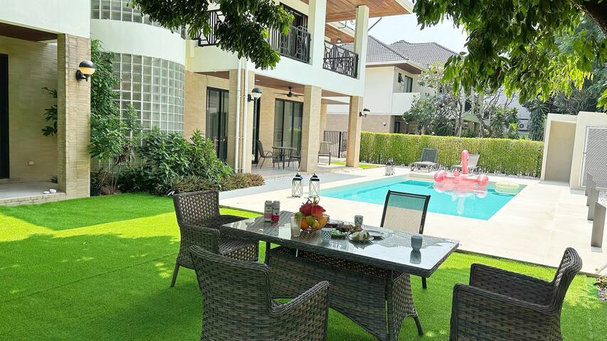 曼谷贰号庄园别墅1200平米，5卧5卫独立泳池别墅 订满三天以上送接机 gallery image 3