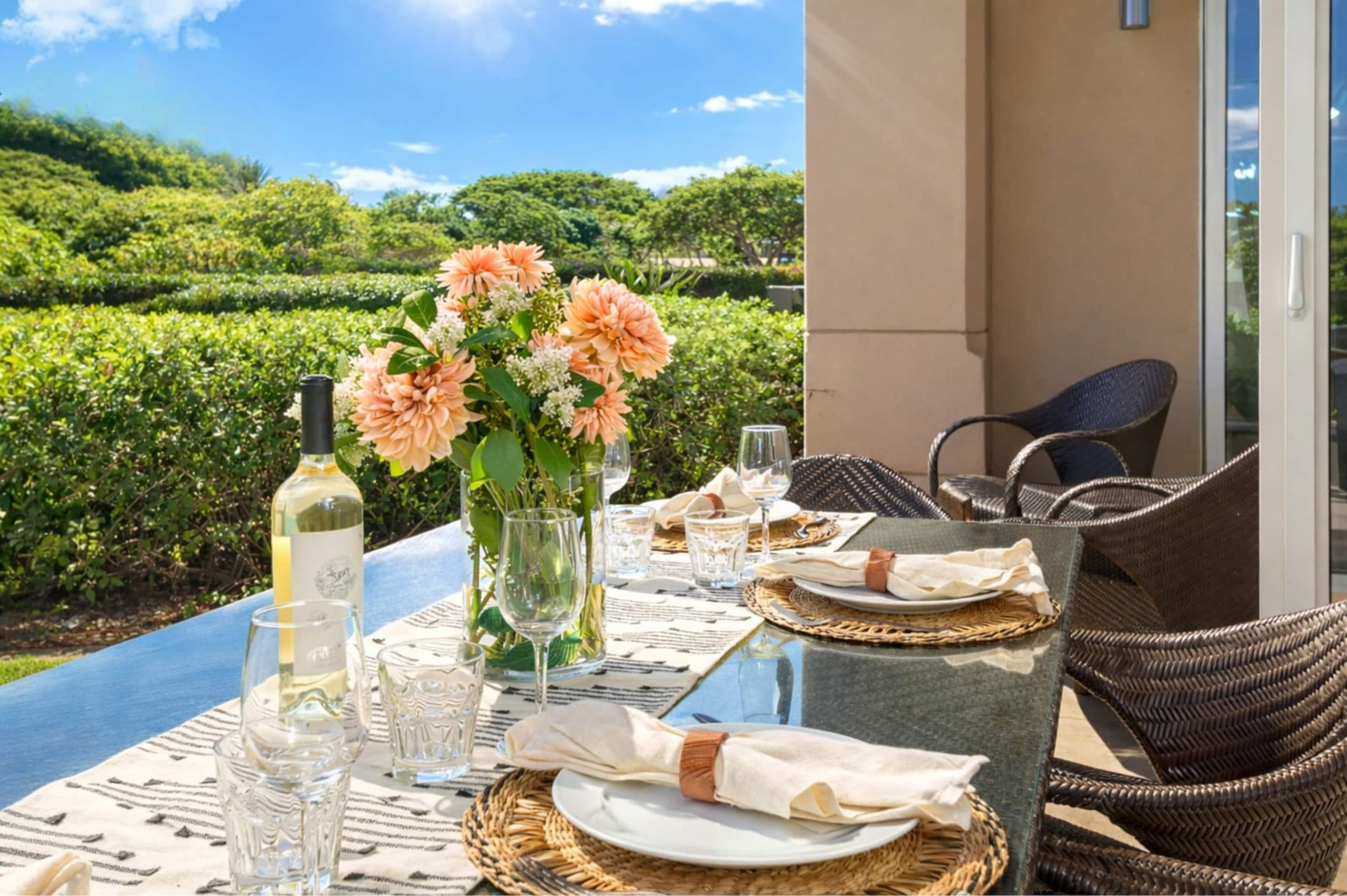Condo in Lahaina · ★4.8 · 2 bedrooms · 3 beds · 1 bath - Image 45
