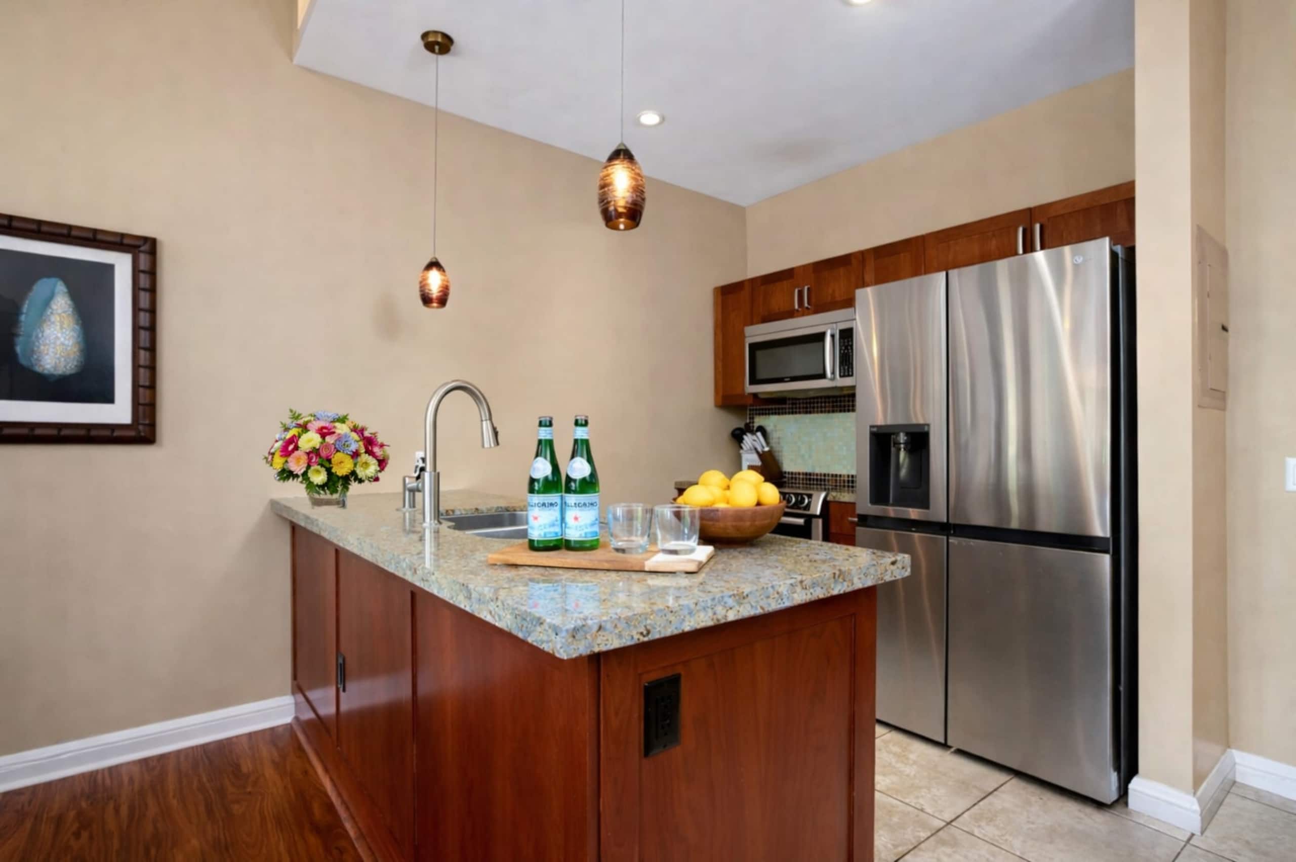 Condo in Lahaina · ★4.8 · 2 bedrooms · 3 beds · 1 bath - Image 9