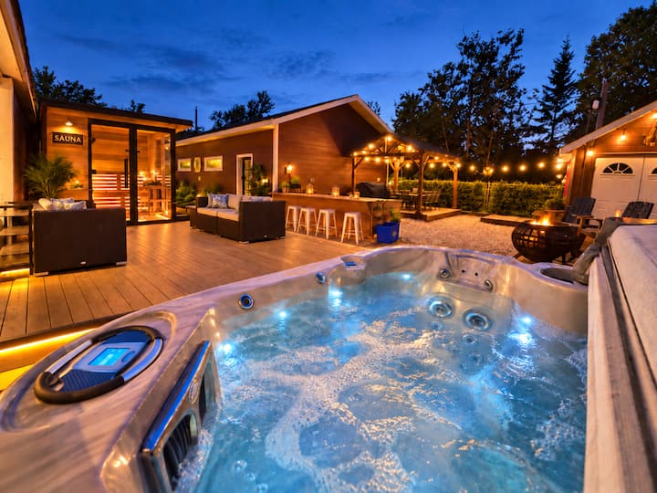 Lakeview | Lake access, Sauna, Hot Tub& Pizza oven