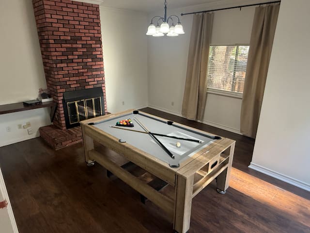 The Crib @ Austin W/pool table/ping pong/airhockey