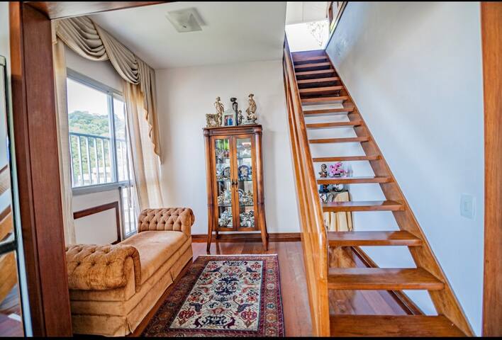 Cobertura Triplex Leblon Alto Nível Praia e Praça gallery image 4