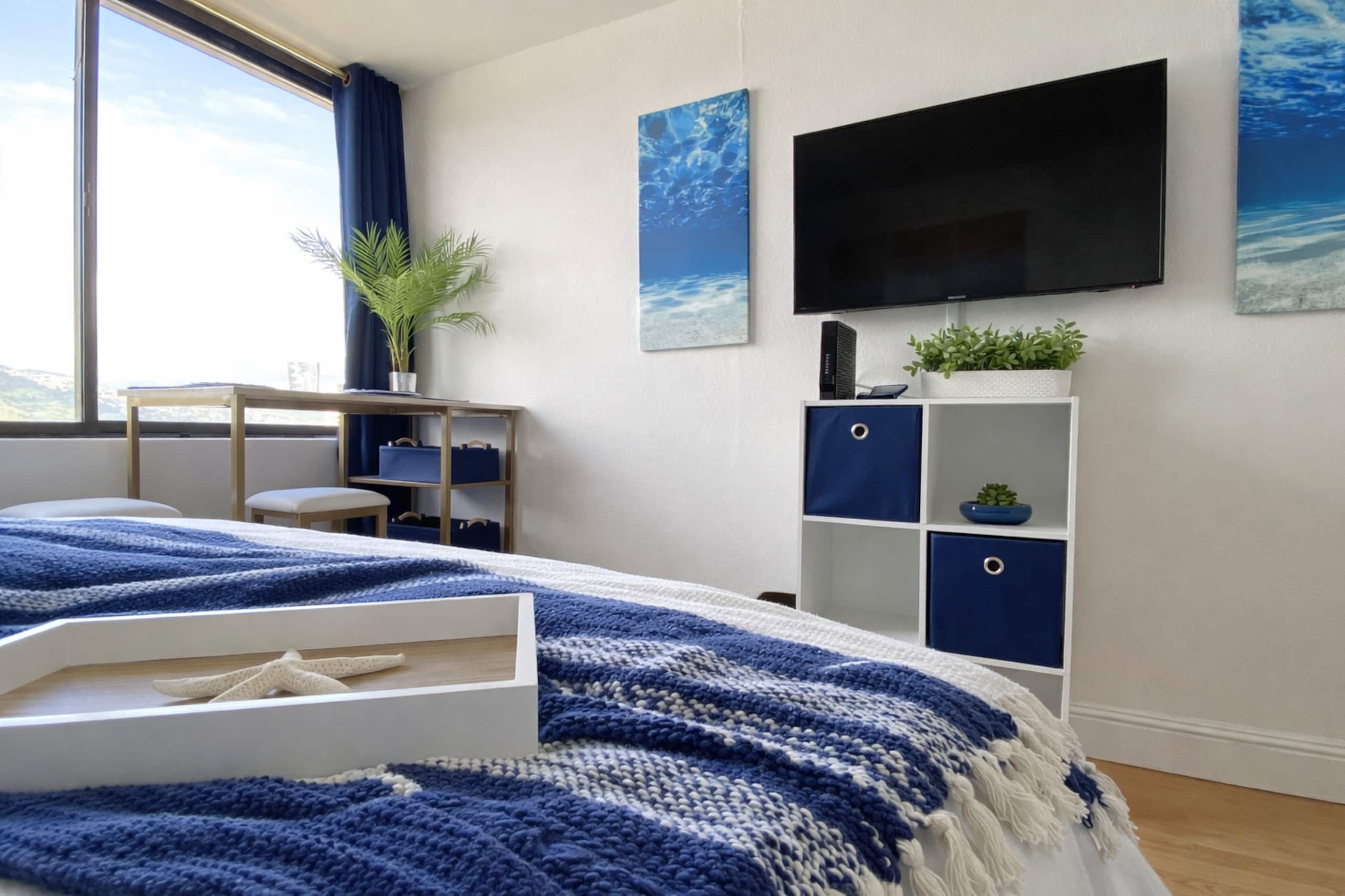 High Above Waikiki: Serenity Studio Escape - Photo 4