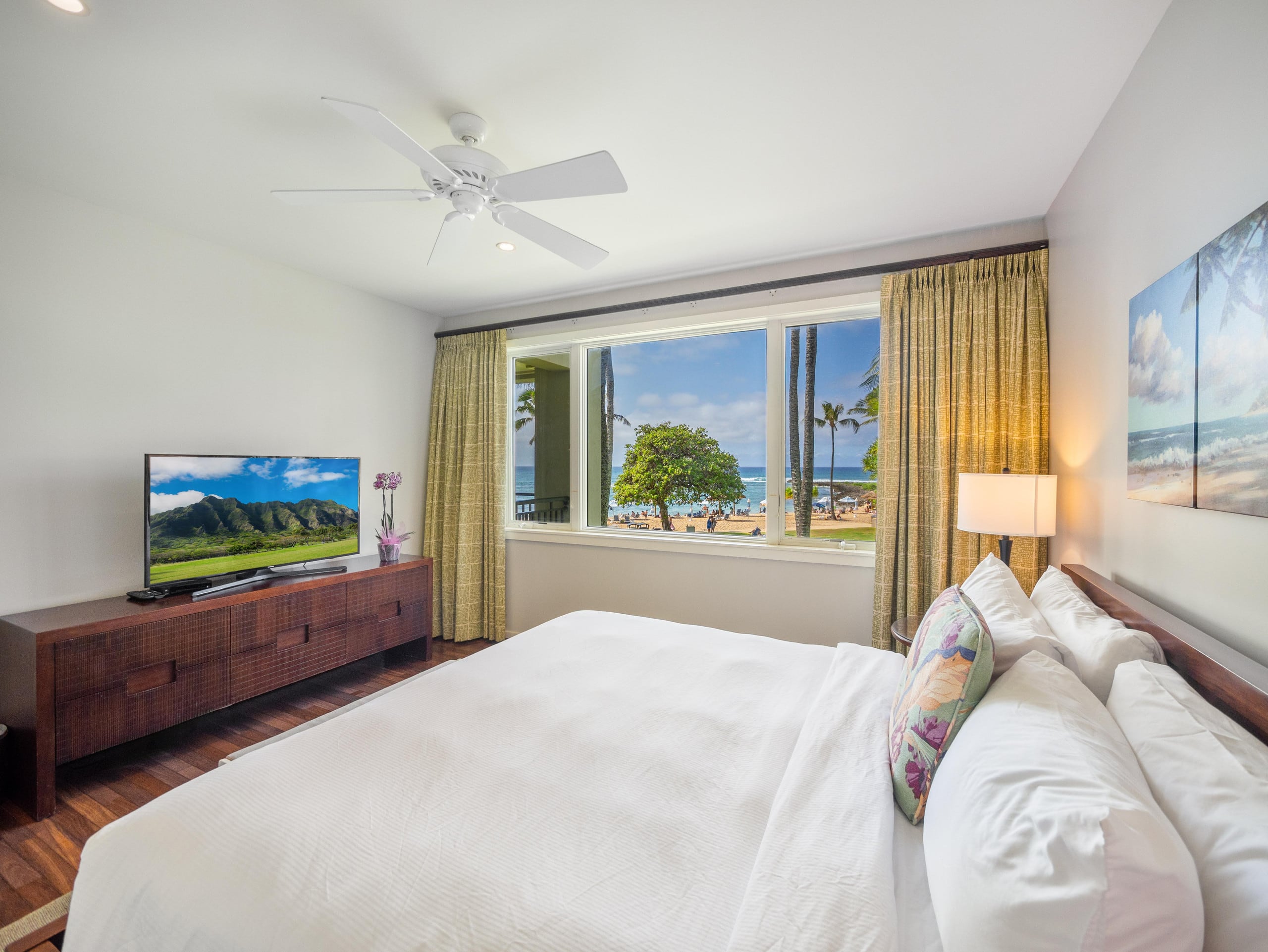 Villa in Kahuku · ★4.98 · 3 bedrooms · 4 beds · 2 private baths - Image 21