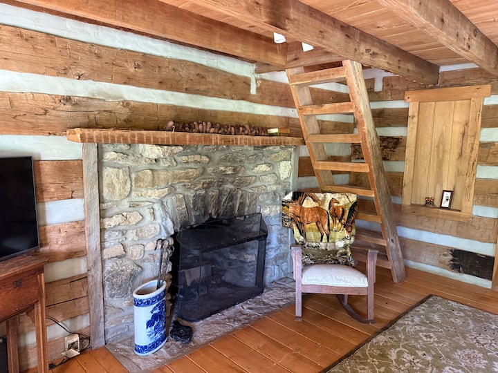 Peace Cabin - Hardy Lake, Scottsburg