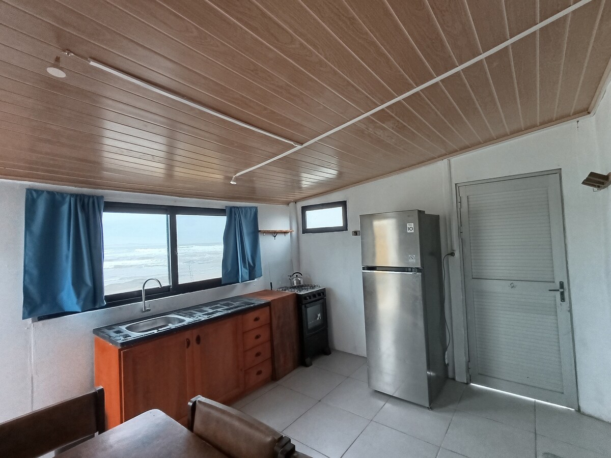 Airbnb performant: Casa Maresia / First Line North Beach à Cabo Polonio