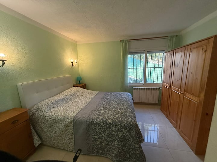 საძინებელი 1