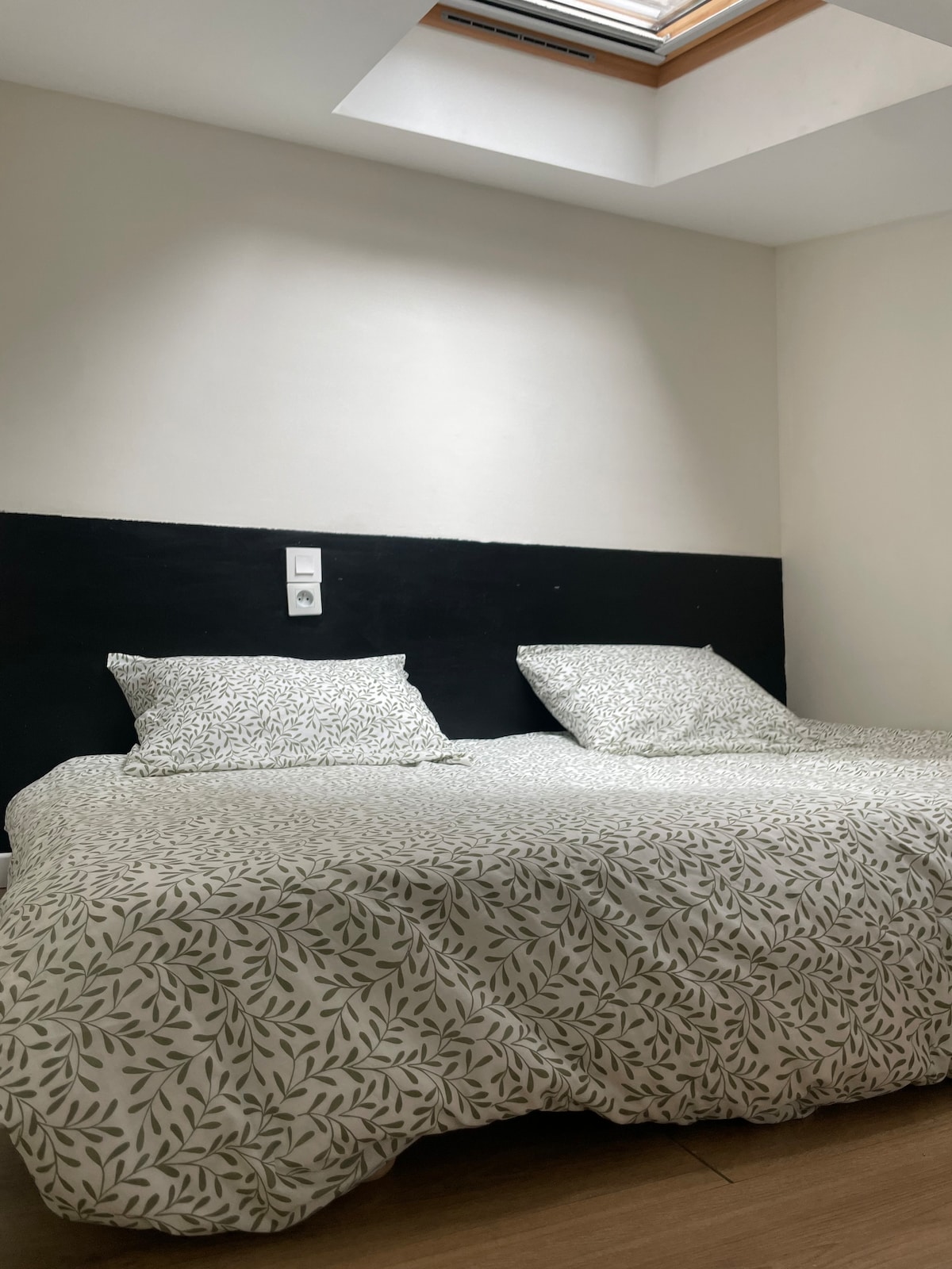 غرفة النوم 2