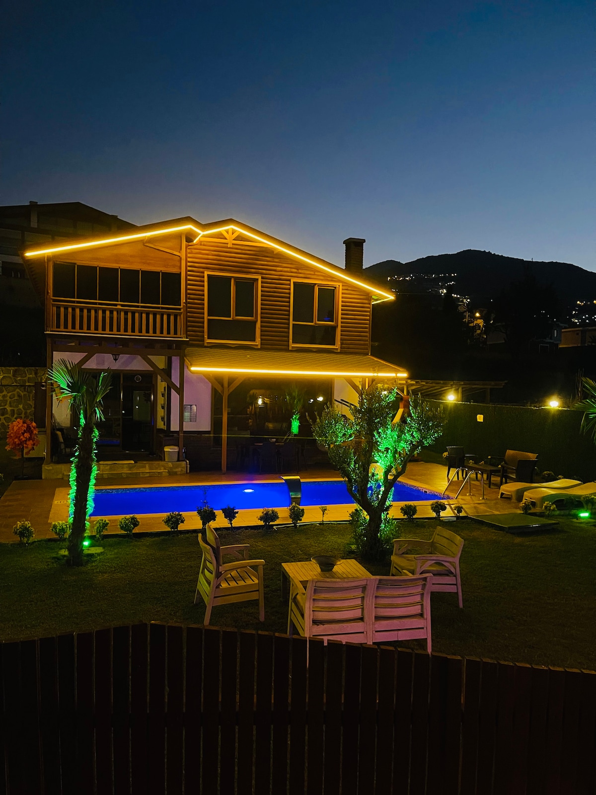 Mehmetbey Bungovilla sıcak havuz (villa 2)