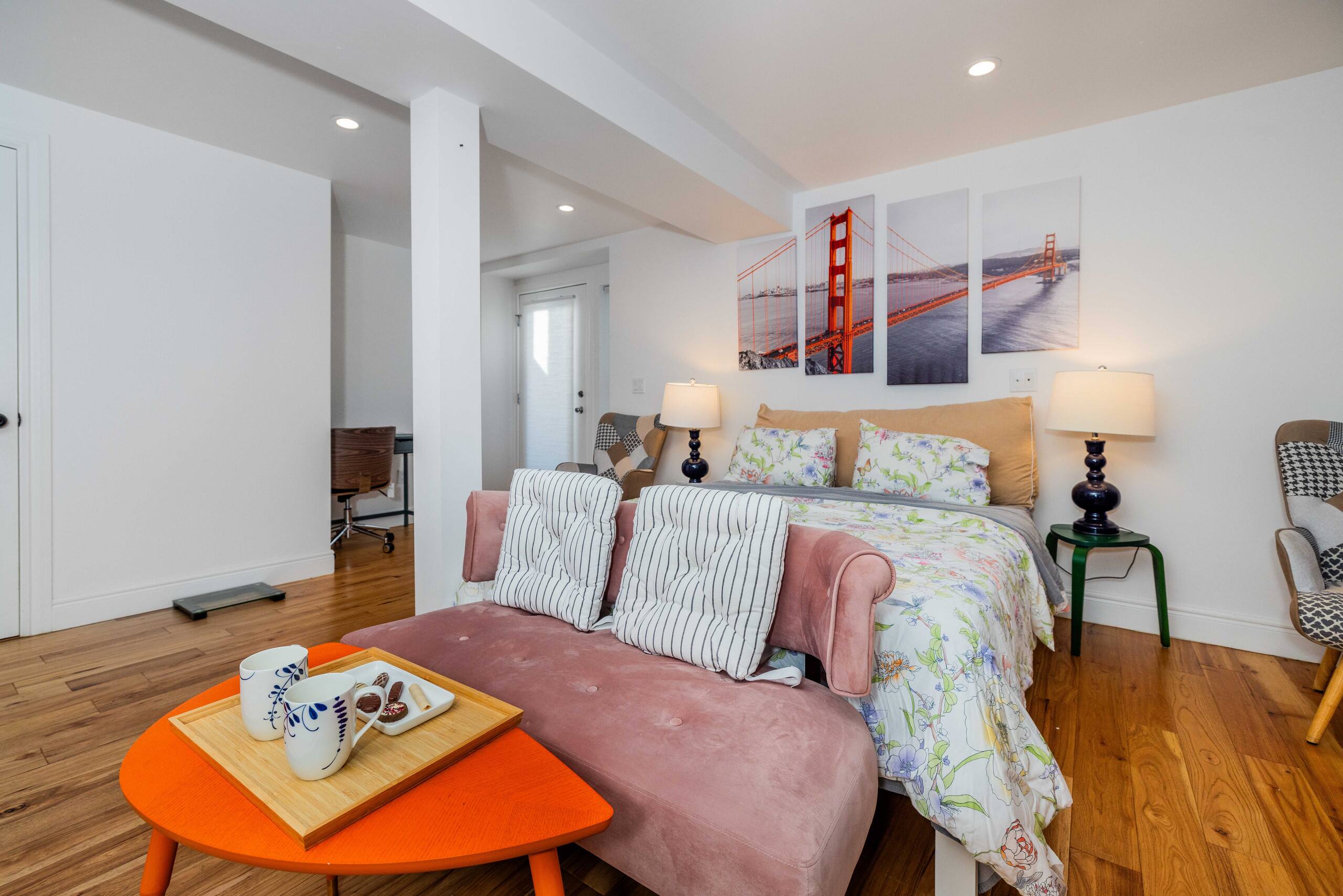 Home in San Francisco · ★4.7 · 1 bedroom · 1 bed · Private half-bath - Image 7