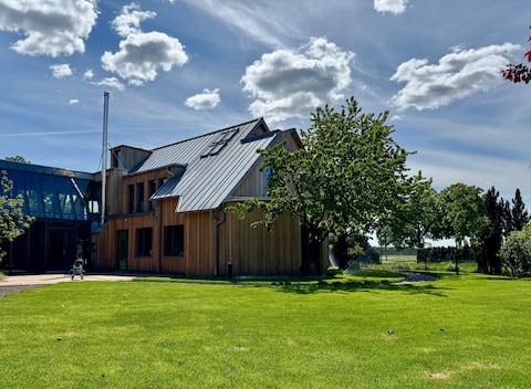 Design farmhouse in nature