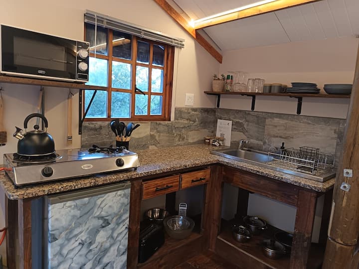 Charming Family Cabin - Hartbeespoort