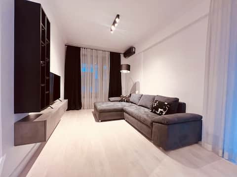 Via 5 | Exclusive Urban Retreat in Pipera