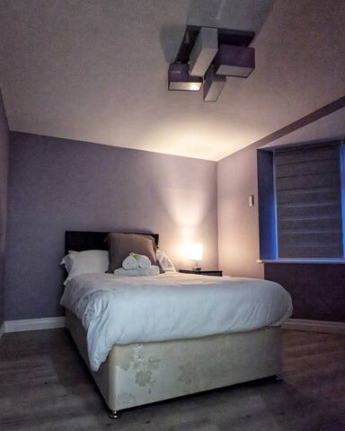 5 Double Bedroom sleep 12 people gallery image 5