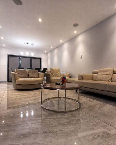 5 Double Bedroom sleep 12 people gallery image 3