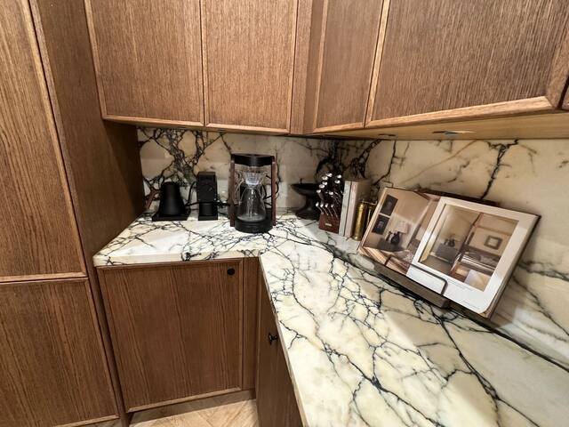 Thumping Heart of SoHo gallery image 5