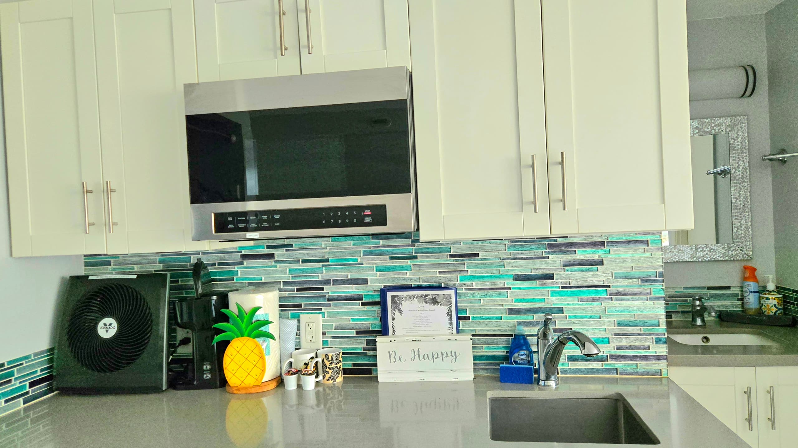 Condo in Honolulu · ★4.82 · 1 bedroom · 1 bed · 1 bath - Image 7