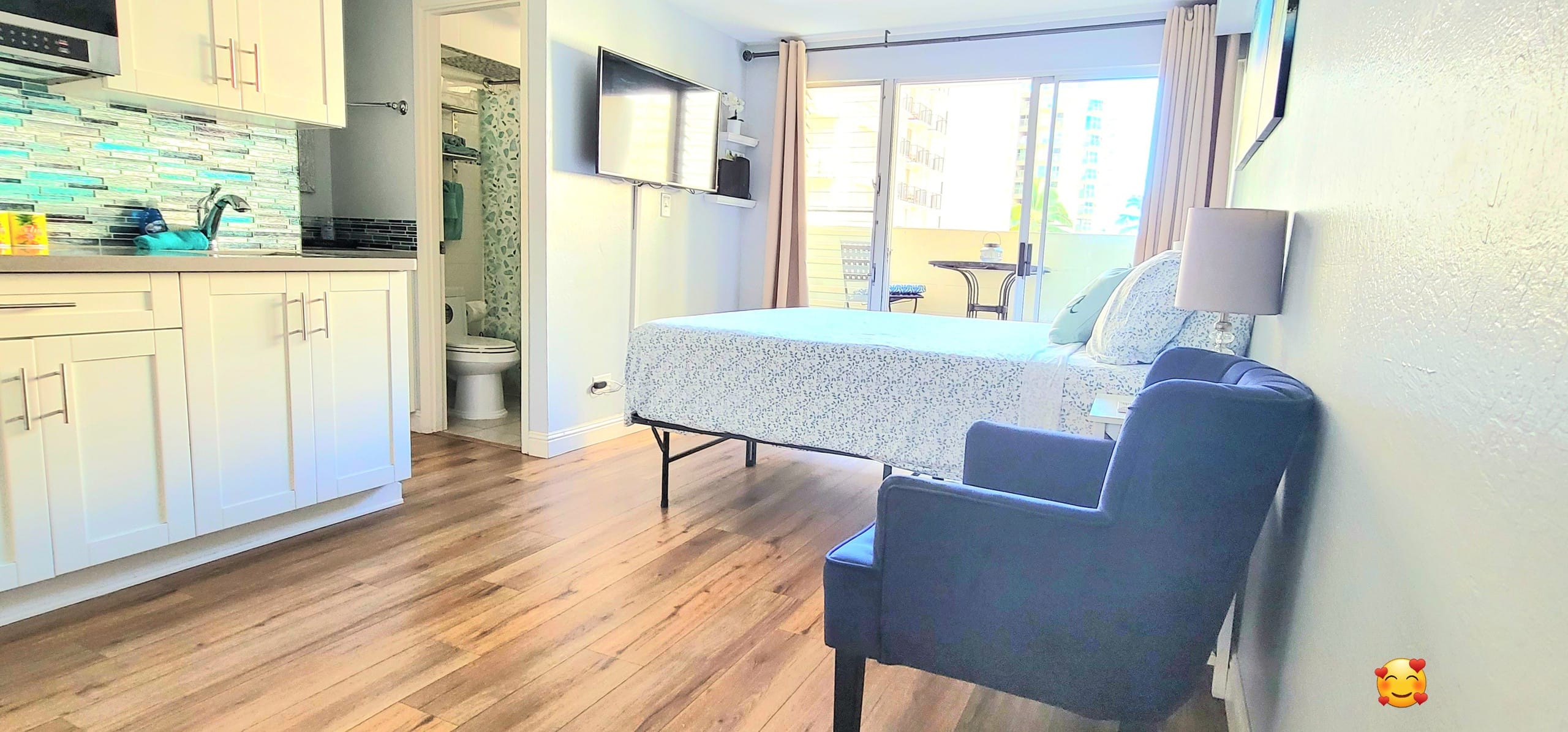 Condo in Honolulu · ★4.82 · 1 bedroom · 1 bed · 1 bath - Image 21