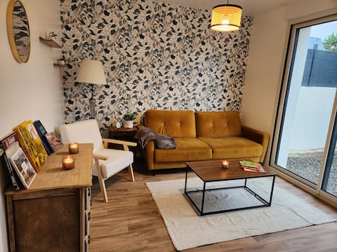 Successful Airbnb property: Ti An Holen House - Close to beach and port in Ploudalmézeau