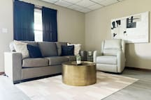 Parkland Home | KING 2BD/1BA Townhome in Ev