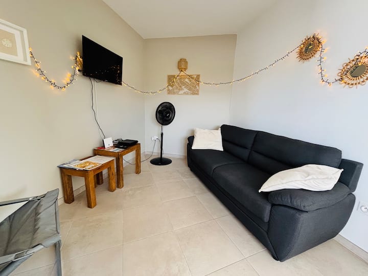 F3 Vue Mer Moderne, Spacieux, Ventilé, Terrasse - Fort-de-France