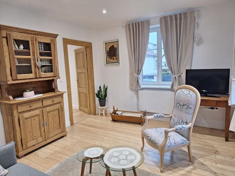 Les Colombes Maison 5 minutes from the tram to Strasbourg