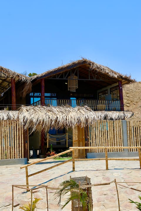 La Vidita Surf House 890 – Pools, Lobitos
