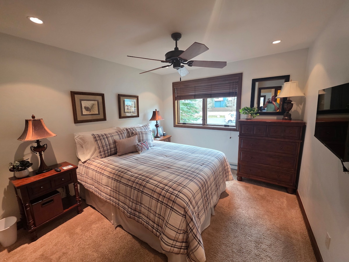 غرفة النوم 1