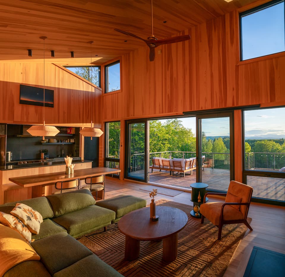An architect-designed cabin facing the White Mountains, Norway, Maine, United States, photo 4 of 10