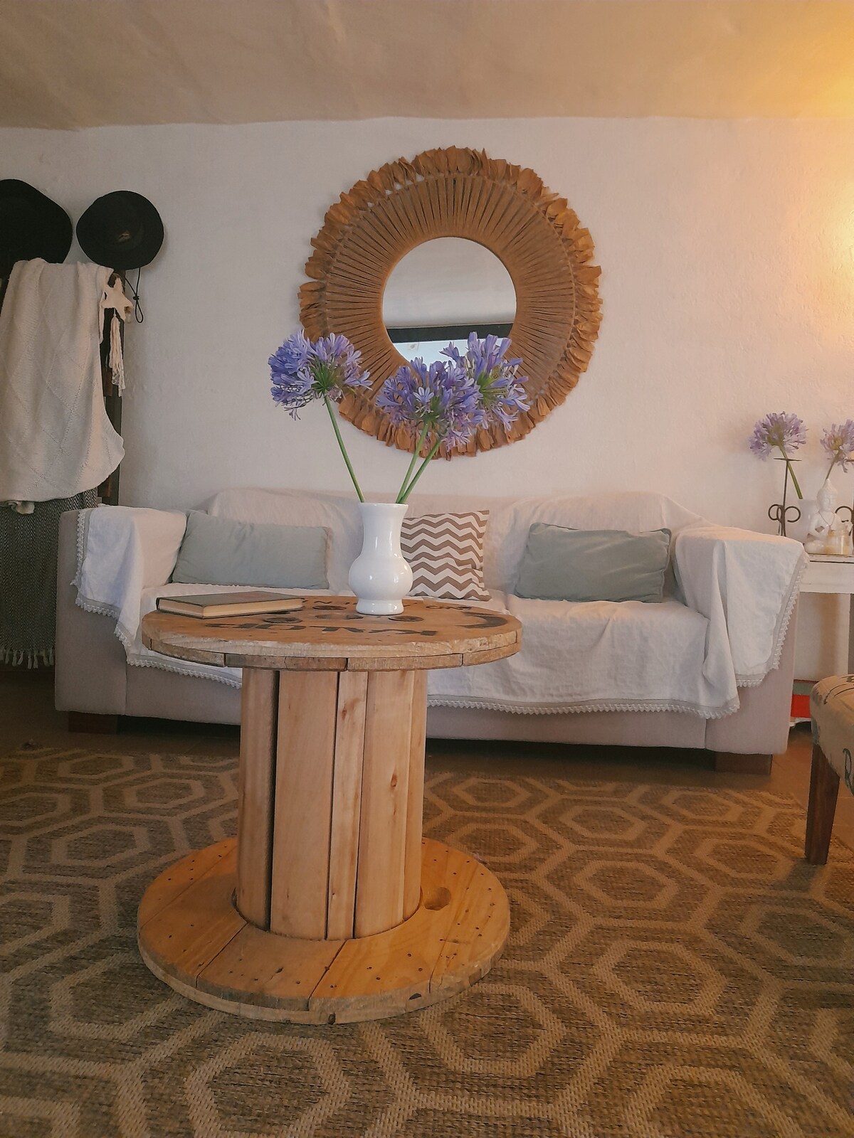 Top Airbnb: "The Lake House." a Villa Parque Siquiman