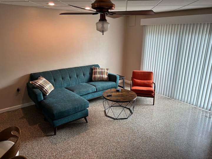 Coastal Hideaway - Pensacola Beach, FL
