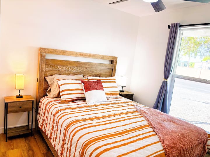 ห้องนอนควีนไซส์ห้อง 