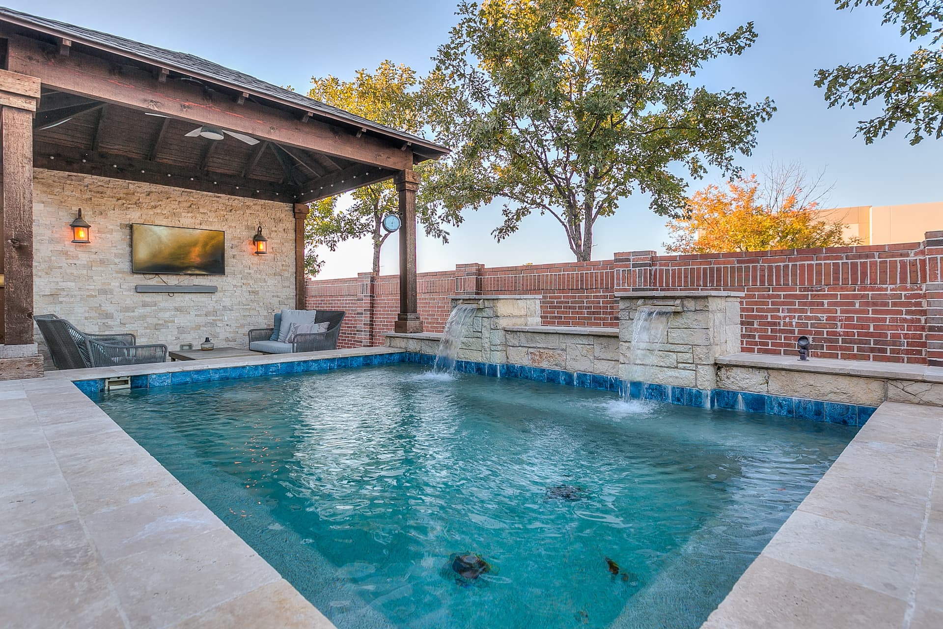 4 BR/2.5 BA - 5 Min to DFW