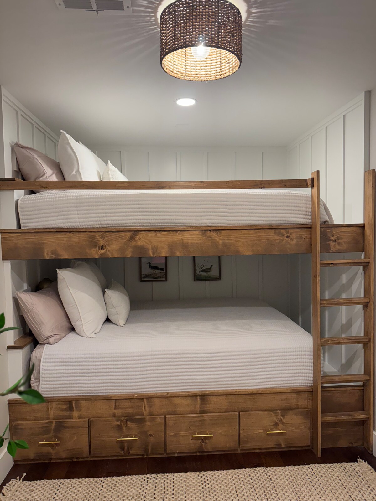 საძინებელი 3