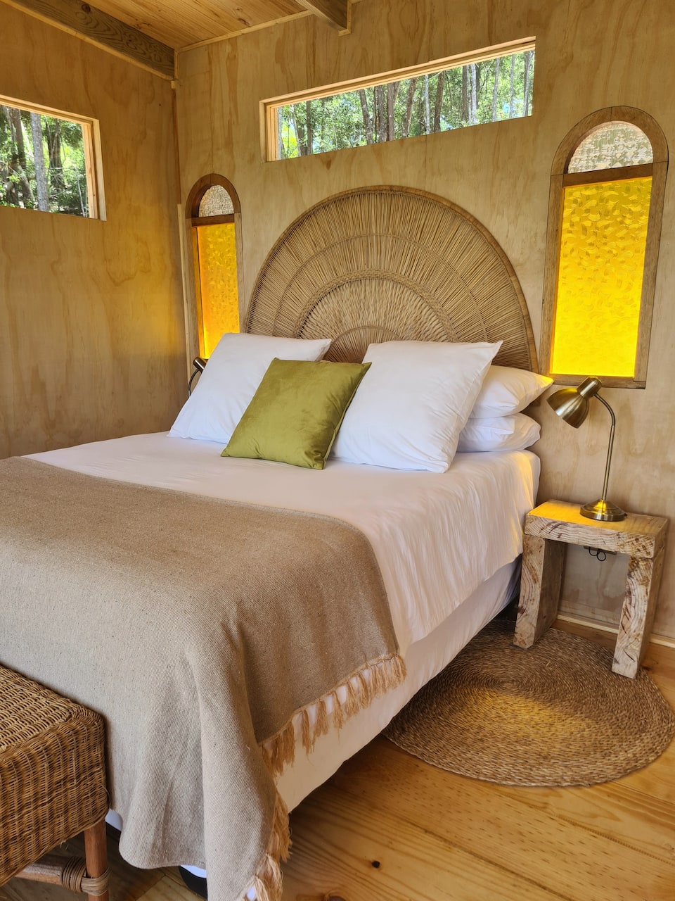 Hidden Leaf, a cabin in the forest, Wilderness, Western Cape, South Africa, photo 7 of 10