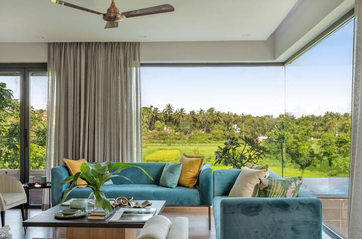 Rooms: Living room