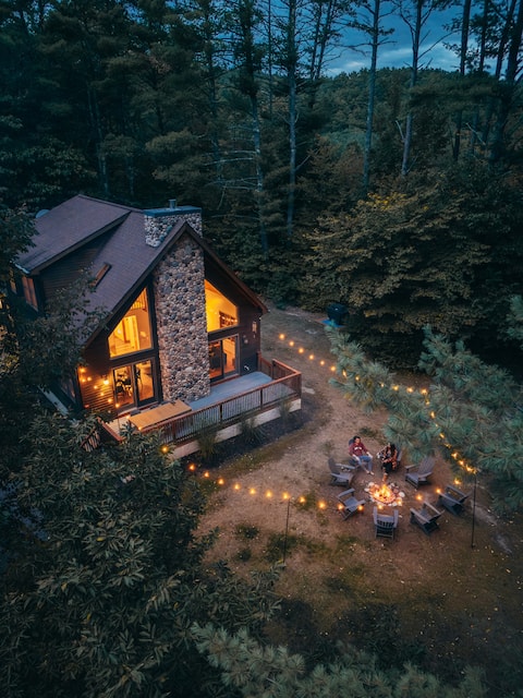 Riverfront Winter Escape | Near Gore & Lake George