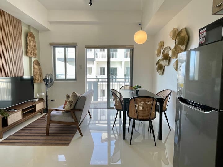 Skybreeze Family Suite Iloilo City - Iloilo City