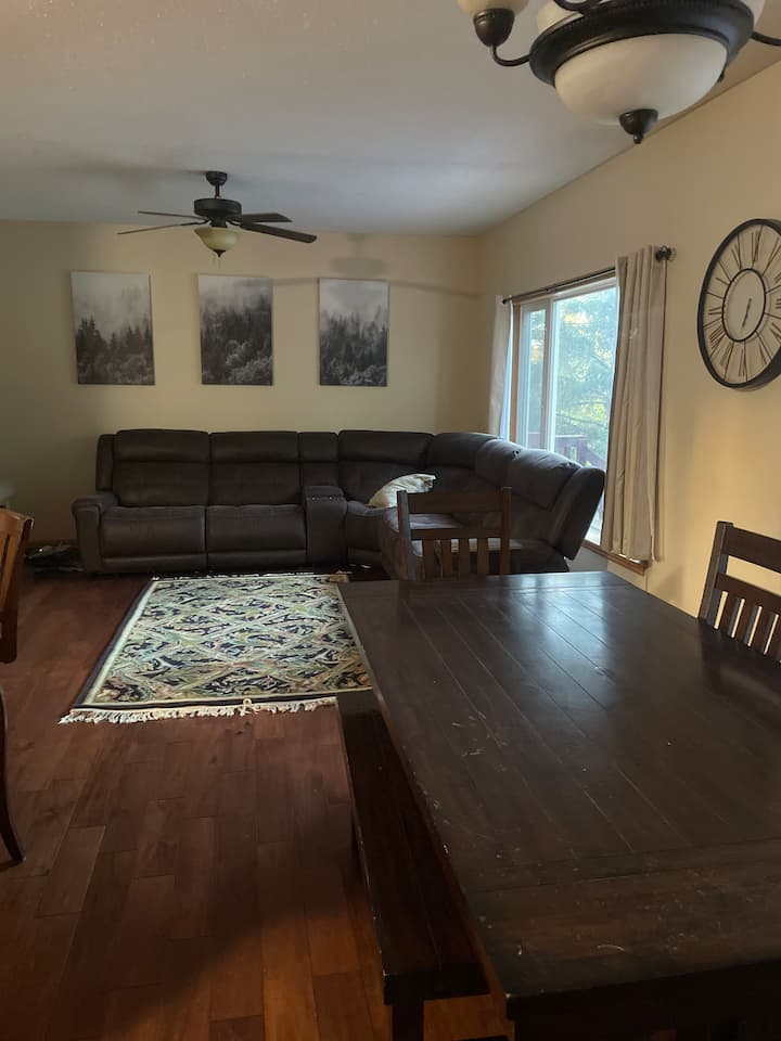 Pond Haven Retreat - Lakeville, MN