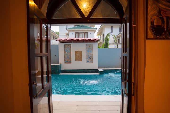 Pool view from the living room with direct access to the pool. It is a perfect place for pool parties with family and friends.