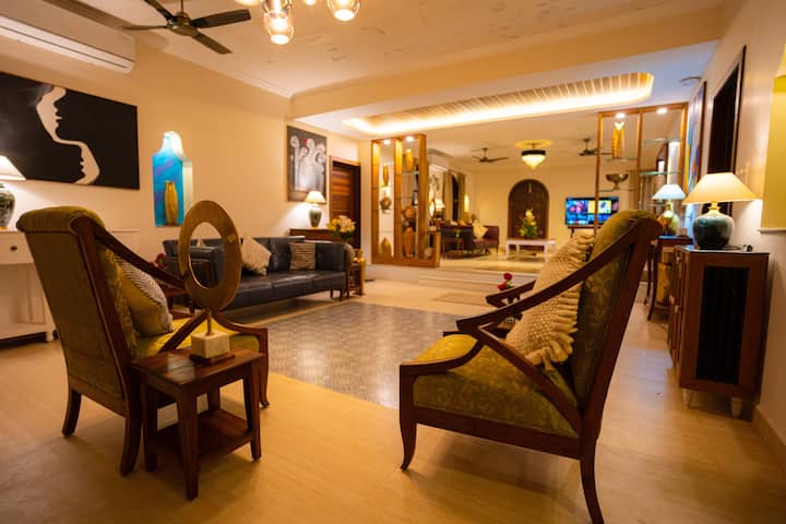 Living room image 2