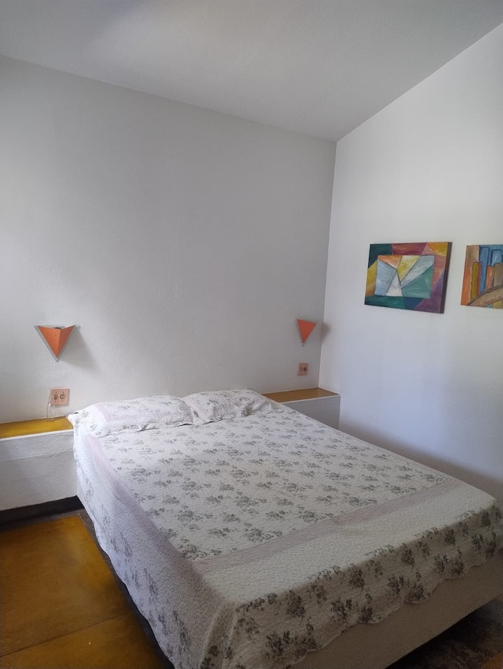 Chumba cha kulala cha ukubwa wa kitanda cha malkia 5