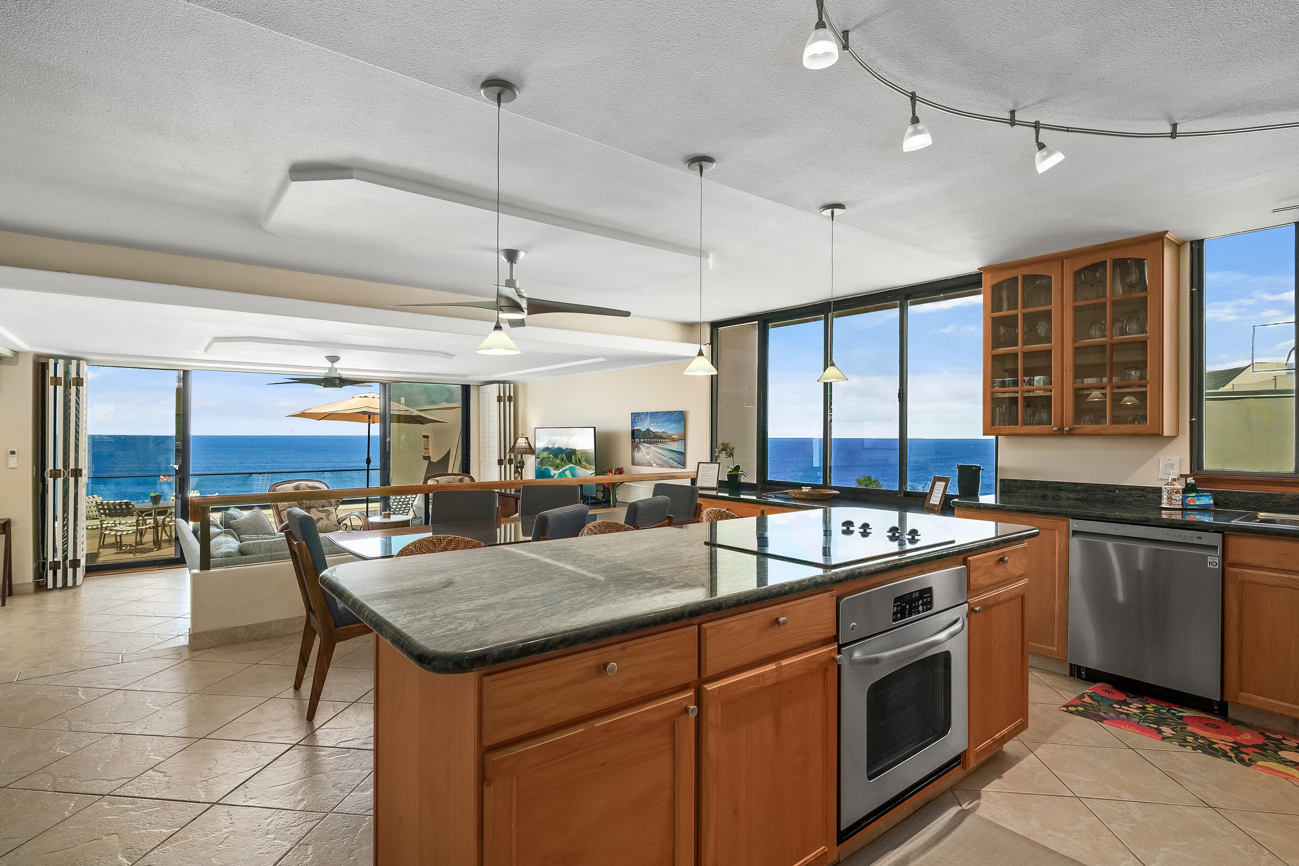 Stunning Puu Poa 306 - end unit - panoramic views - Image 8