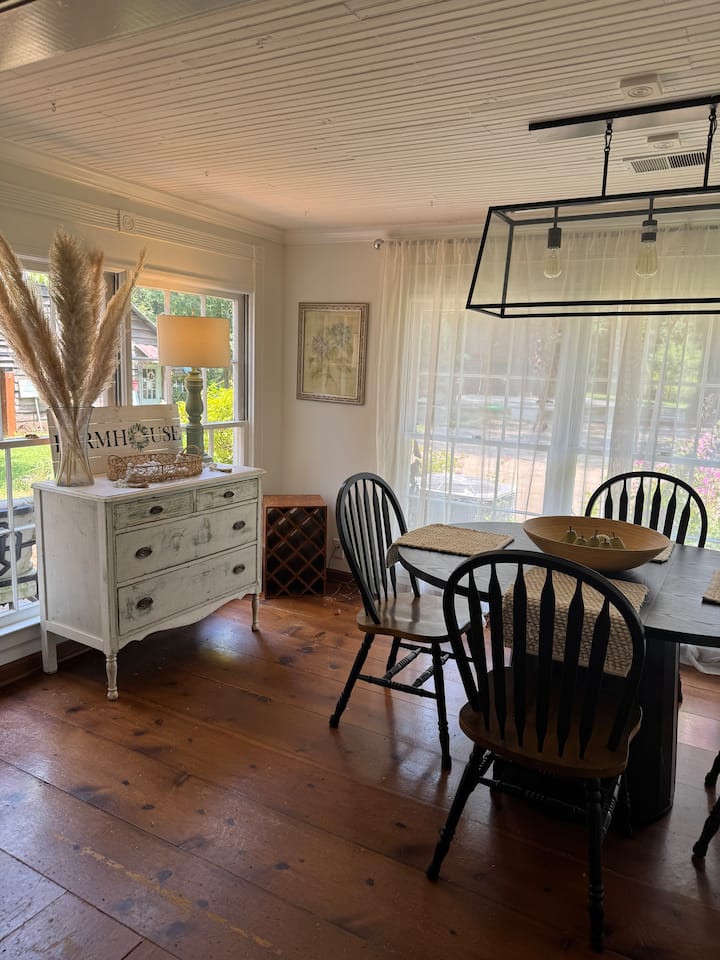 Charming Historic Farm House Roswell/milton Area - Roswell, GA