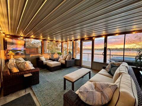 Cozy lakefront A‑frame w/ hot tub & dock