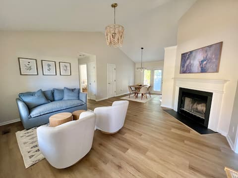 Successful Airbnb property: Close to PTI airport-Spacious-Updated-Backyard! in Greensboro